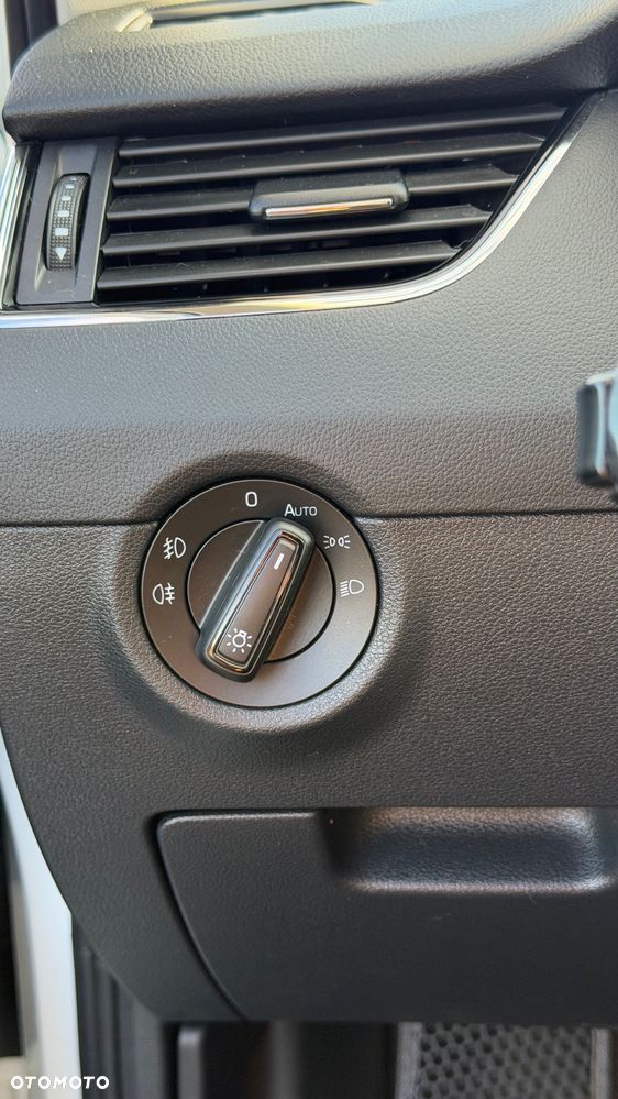 Skoda Octavia - 25