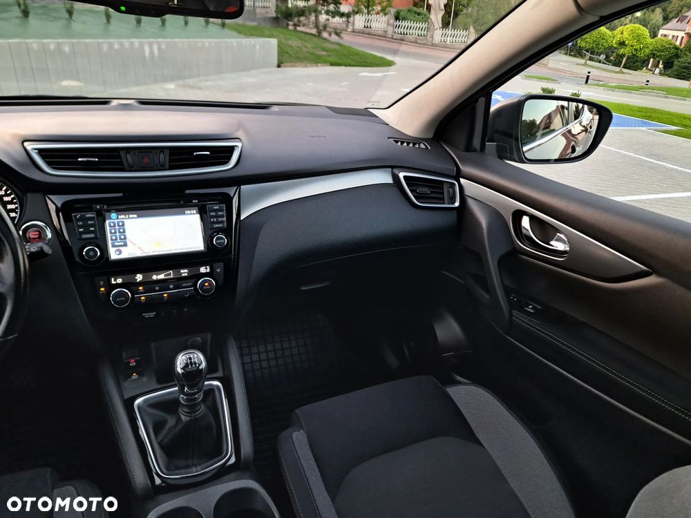 Nissan Qashqai 1.2 DIG-T Tekna EU6 - 19