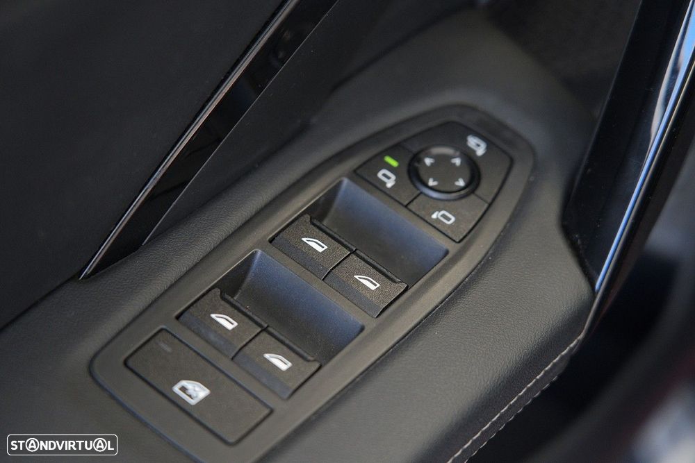 BMW iX2 eDrive20 - 18