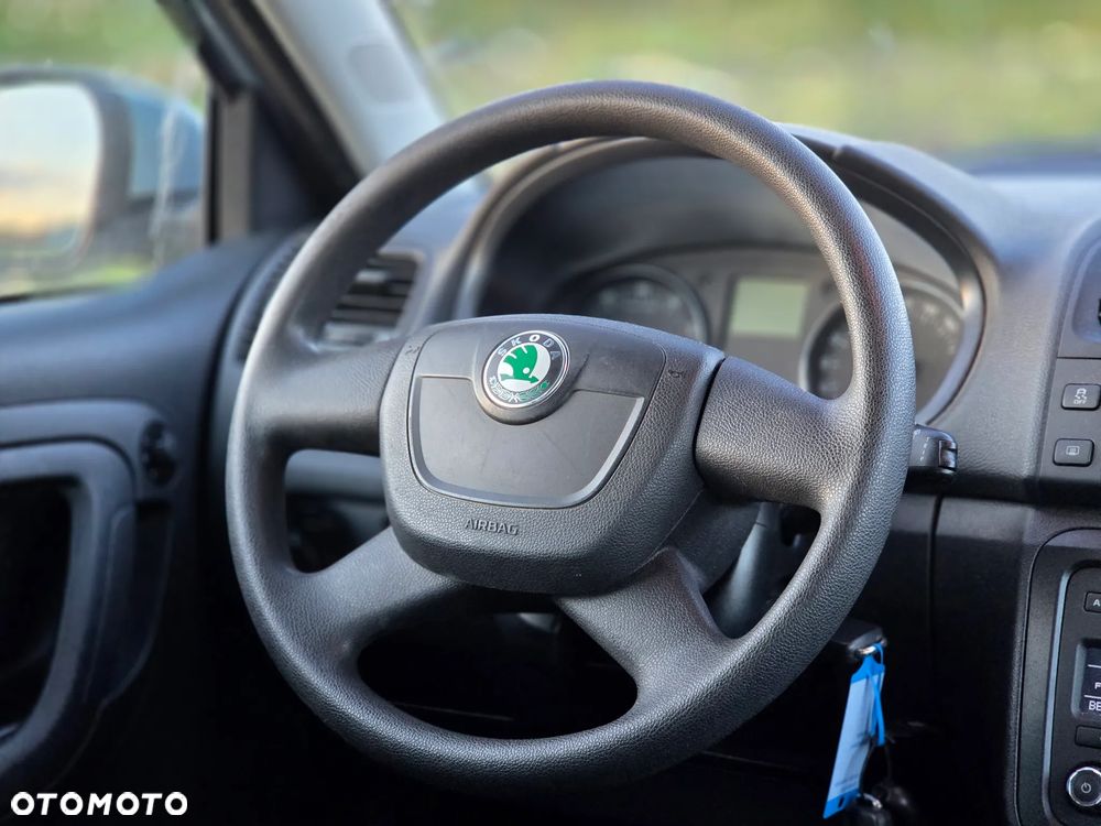 Skoda Fabia 1.2 HTP Elegance - 13