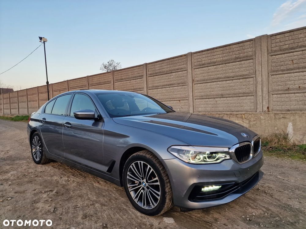 BMW Seria 5 530e iPerformance Sport Line sport - 37