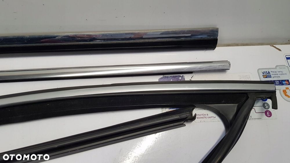 listwa drzwi lewy przód VW Passat B7 - 7