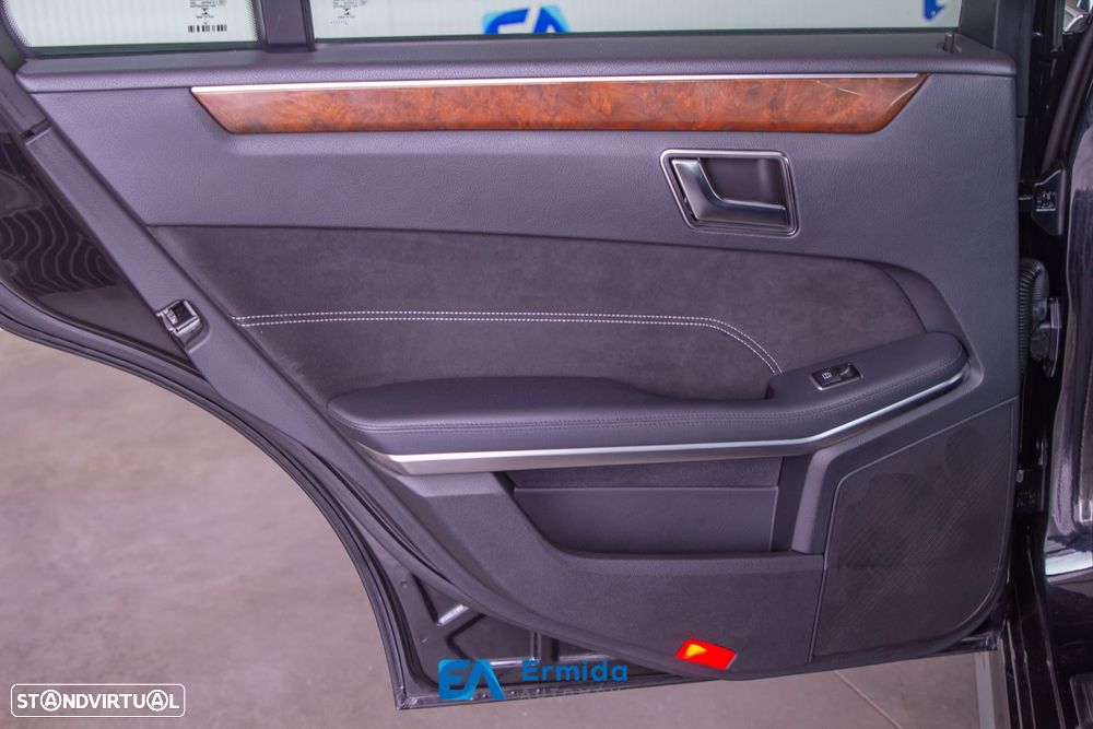 Mercedes-Benz E 300 - 33
