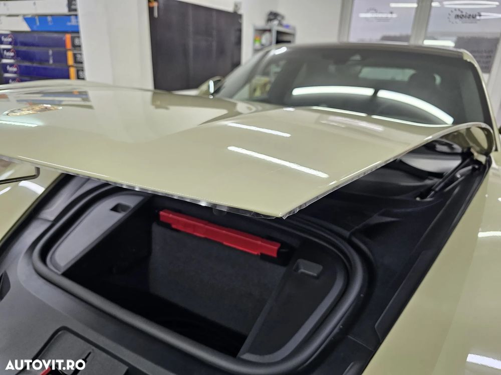 Porsche Taycan GTS - 38