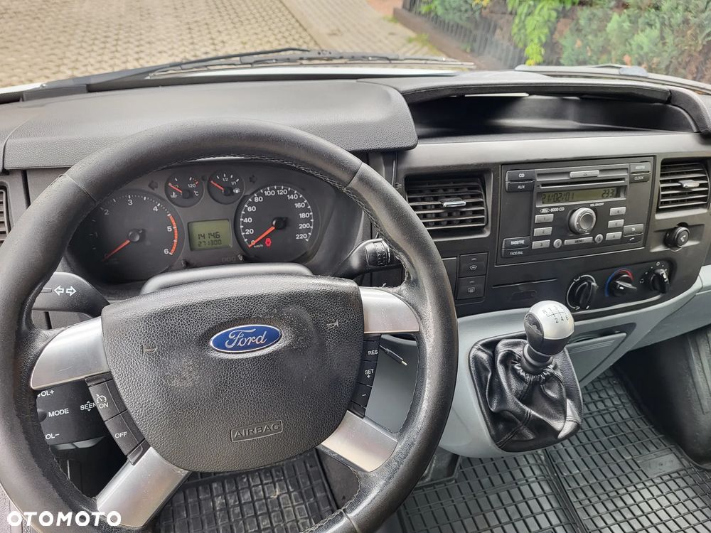 Ford Transit - 8