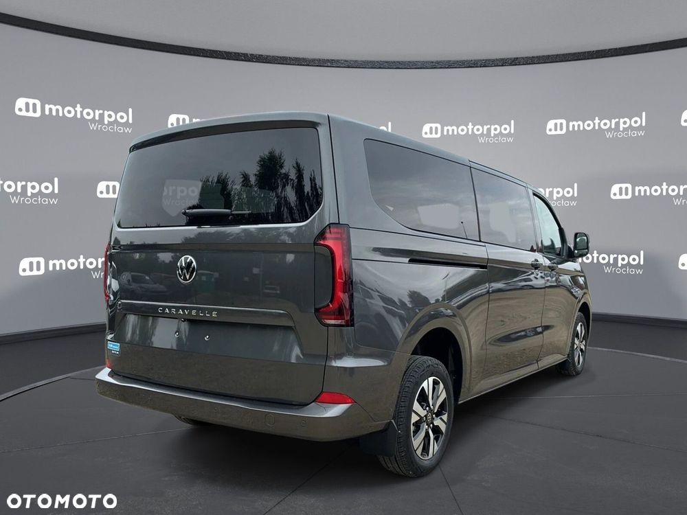 Volkswagen Caravelle - 7