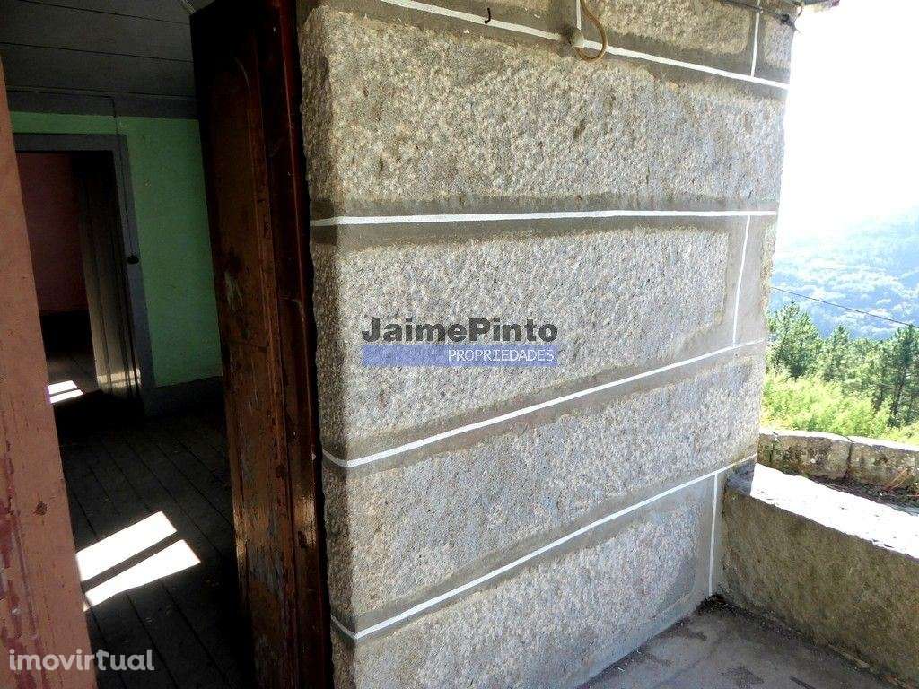 Casas antigas (1+1+1) com vista fantástica rio Douro. Portugal, Por... - Grande imagem: 5/7
