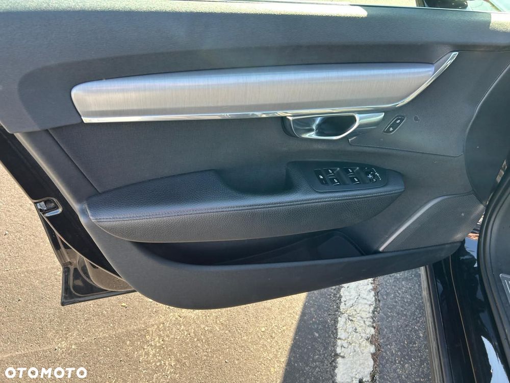 Volvo S90 D4 Momentum - 26