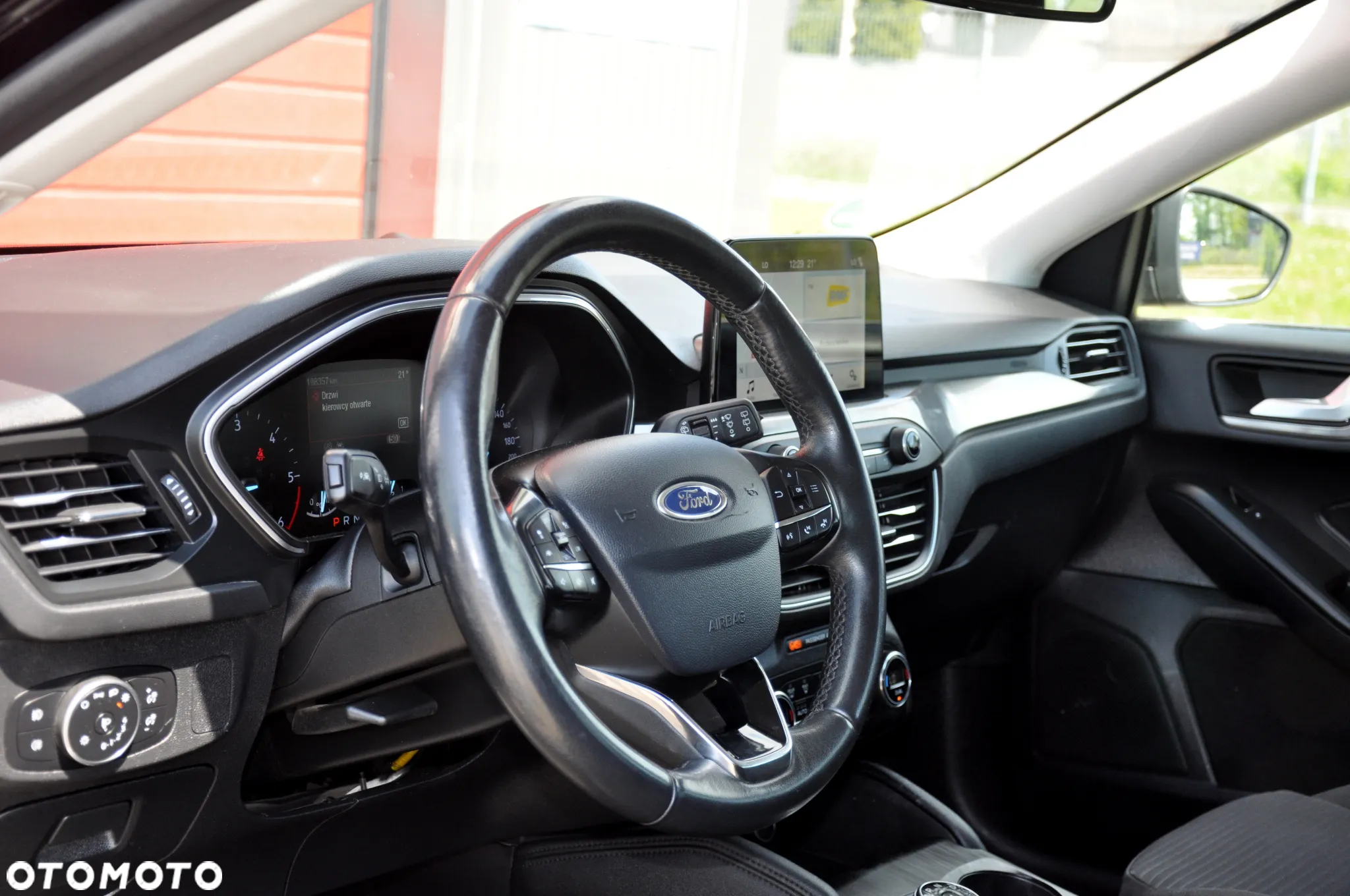 Ford Focus Turnier 1.5 EcoBlue Start-Stopp-System ACTIVE X - 24