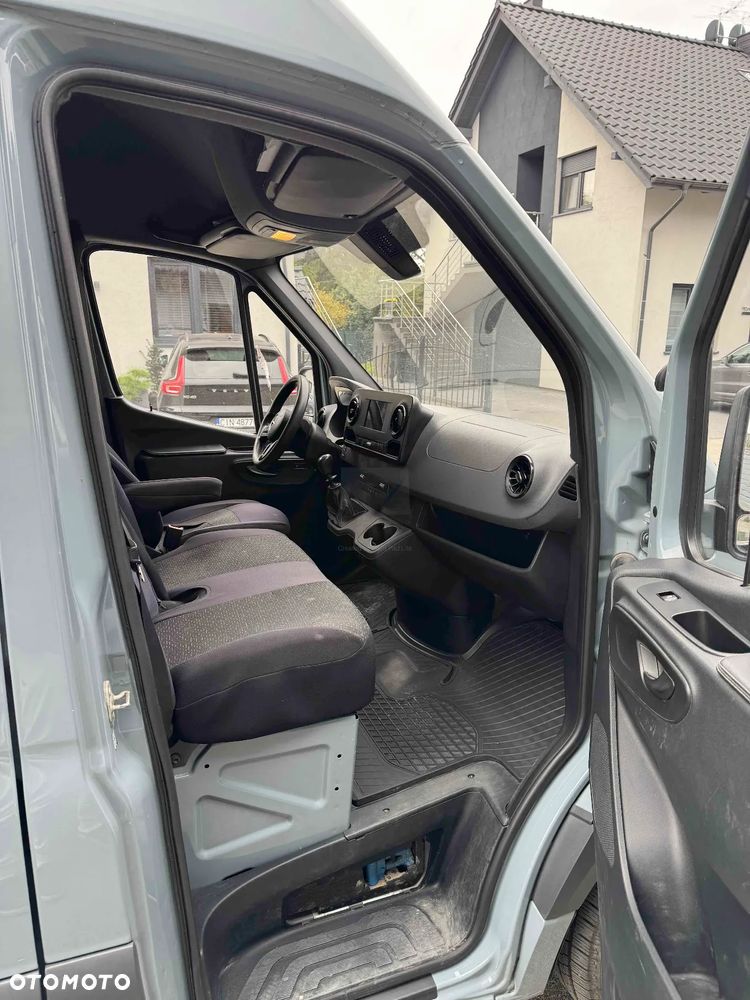 Mercedes-Benz SPRINTER - 18