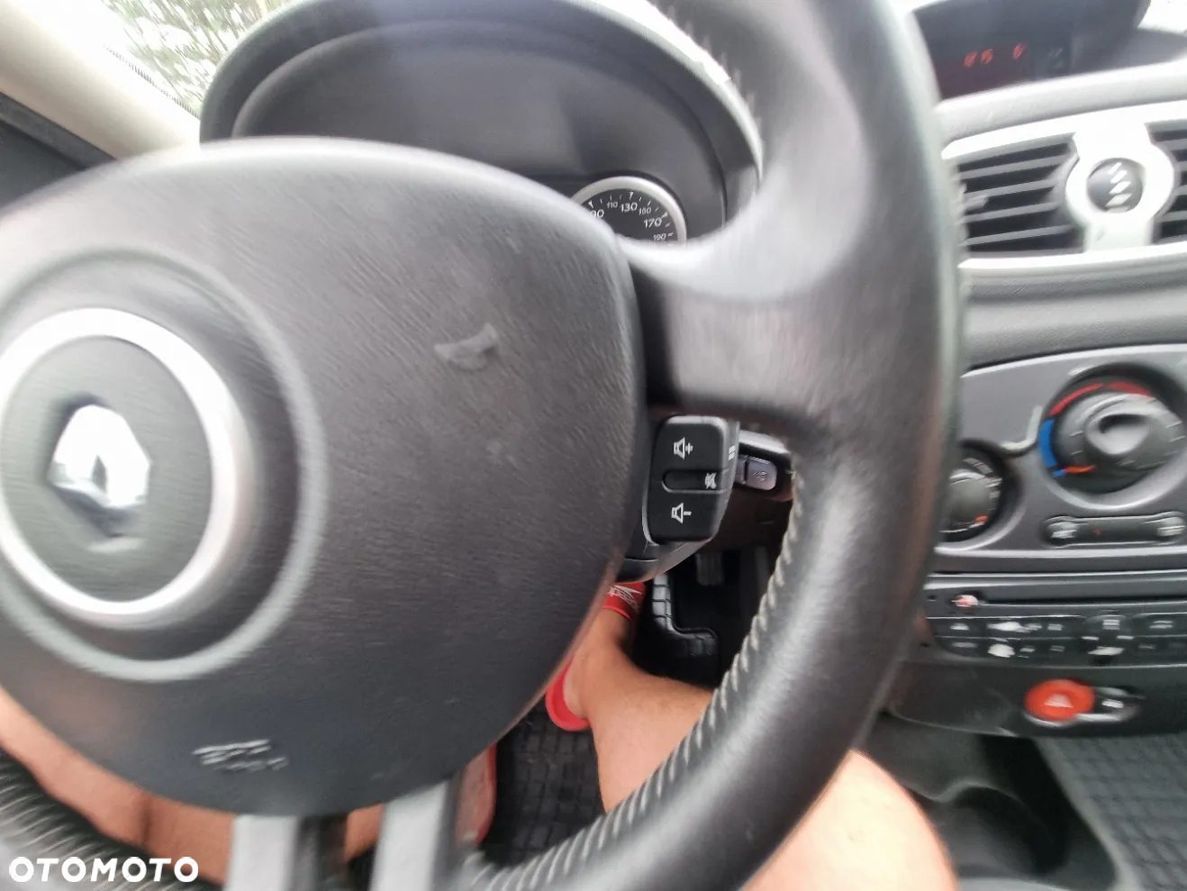 Renault Clio 1.2 16V TCE Alize Euro5 - 30