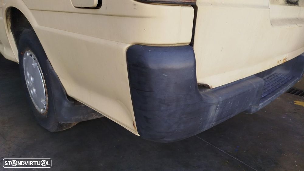 Pára-choques trás TOYOTA HiAce III (YH7_, LH6_, LH7_, LH5_, YH5_, YH6_) - 3