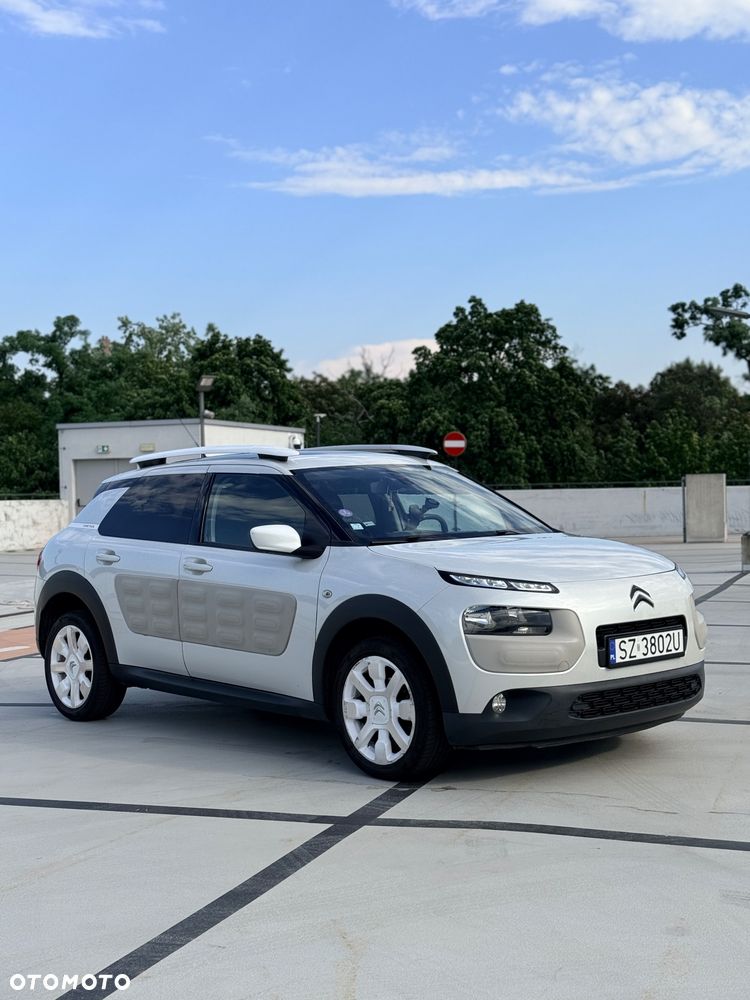 Citroën C4 Cactus 1.2 PureTech Shine Edition S&S - 3