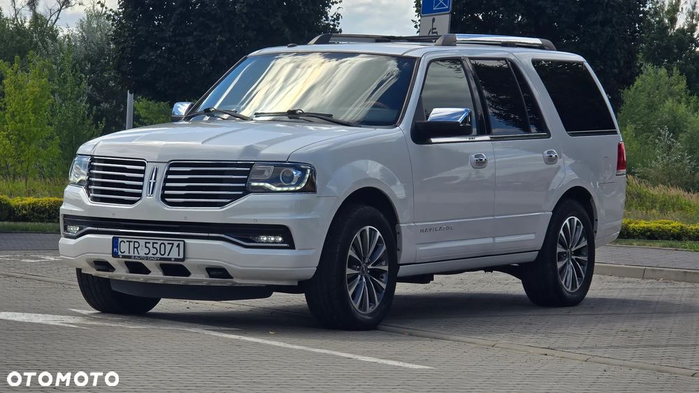 Lincoln Navigator - 2