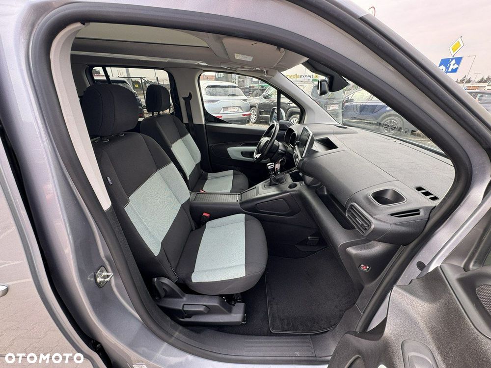 Citroën Berlingo Multispace PureTech 110 SHINE - 22