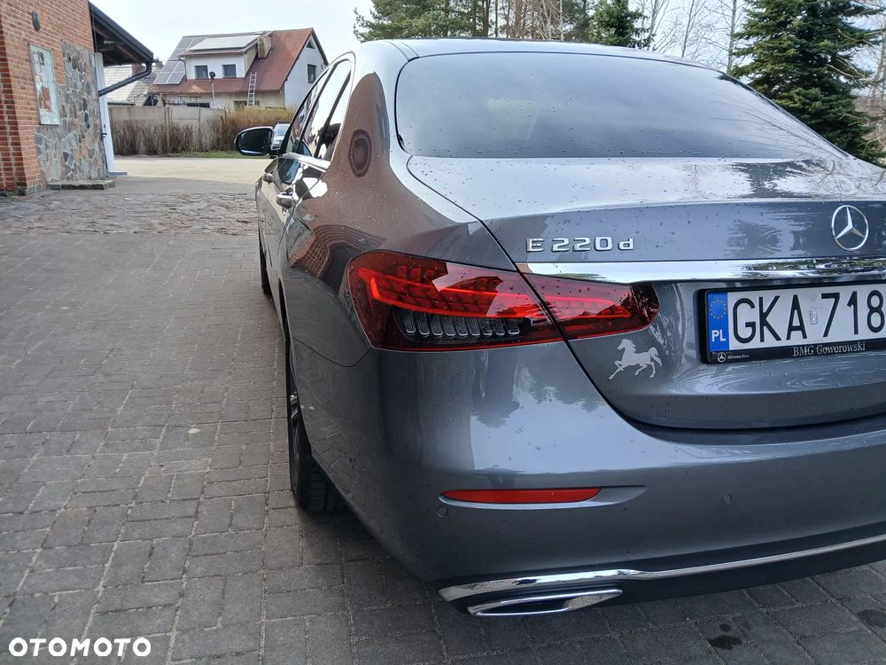 Mercedes-Benz Klasa E 220 d 4-Matic Exclusive - 19