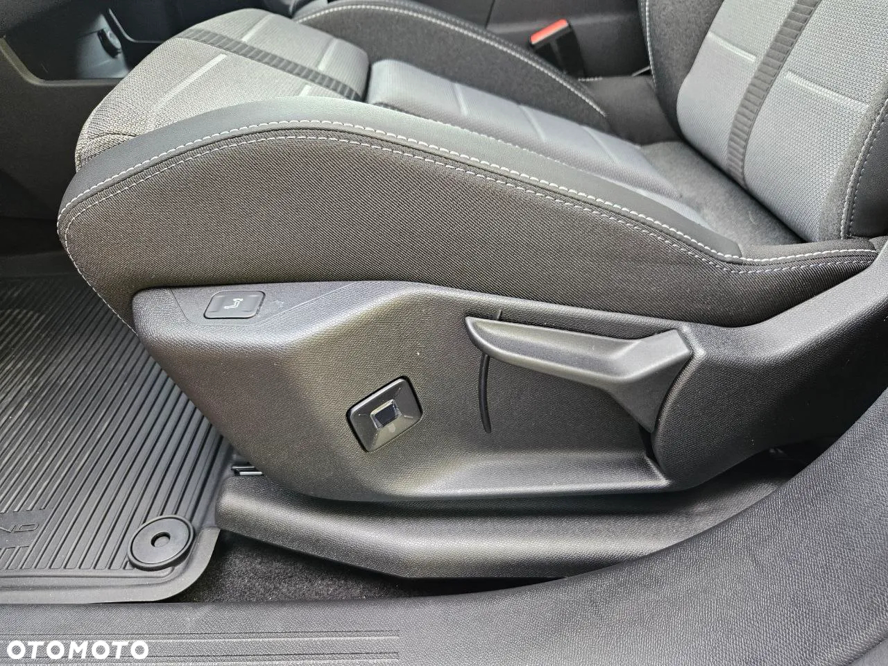 Opel Grandland 1.2 T mHEV GS S&S eDTC6 - 15