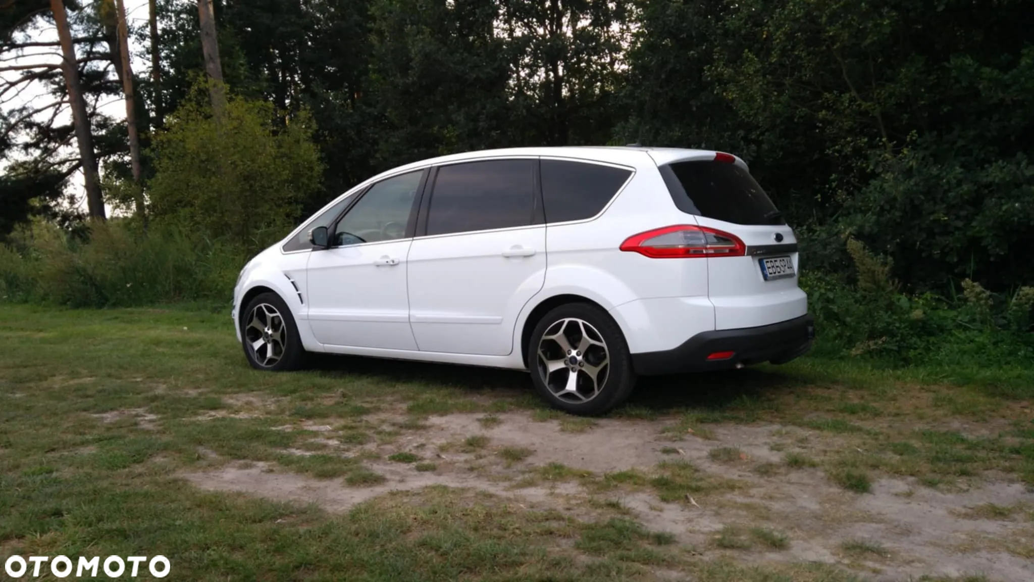 Ford S-Max 2.0 TDCi DPF Titanium - 4