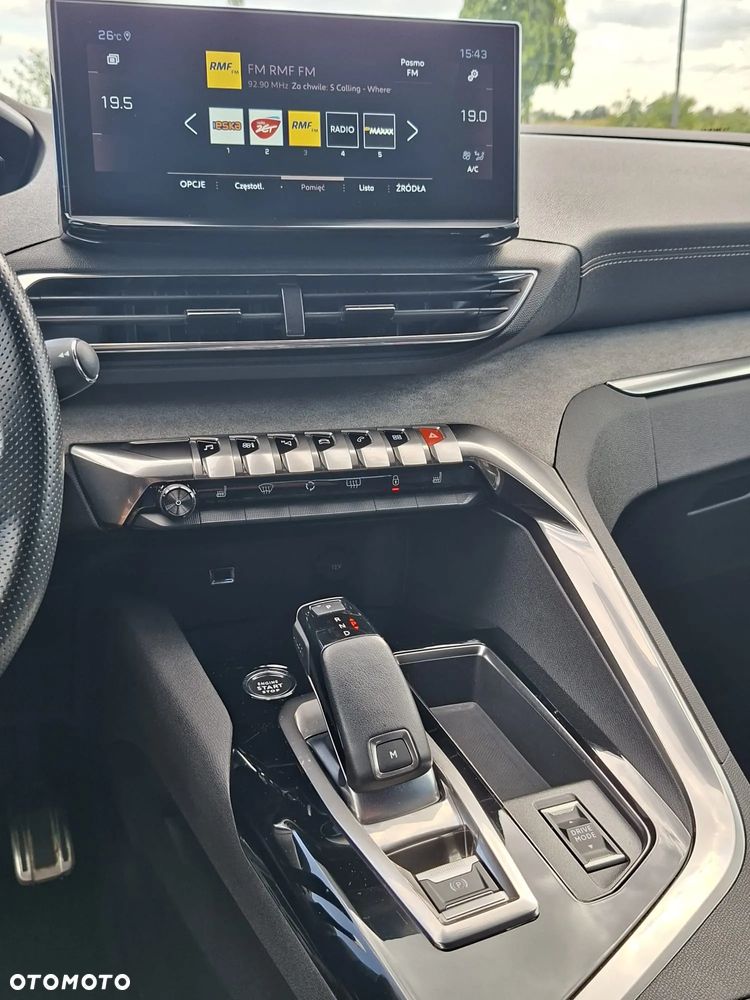 Peugeot 3008 1.2 PureTech GT Pack S&S EAT8 - 25