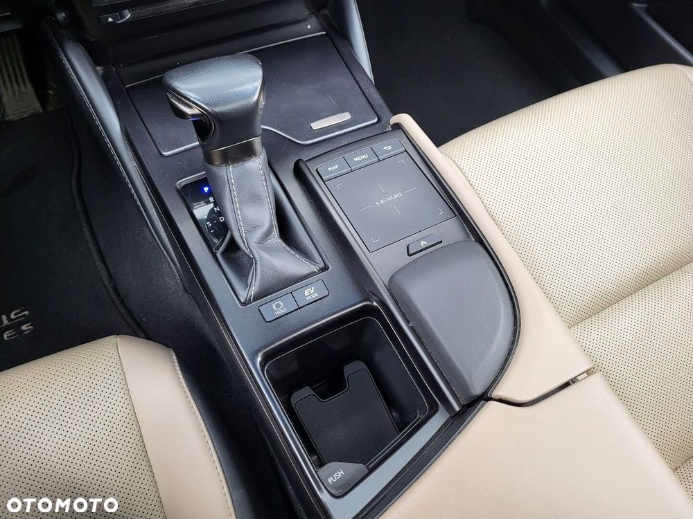 Lexus ES - 25