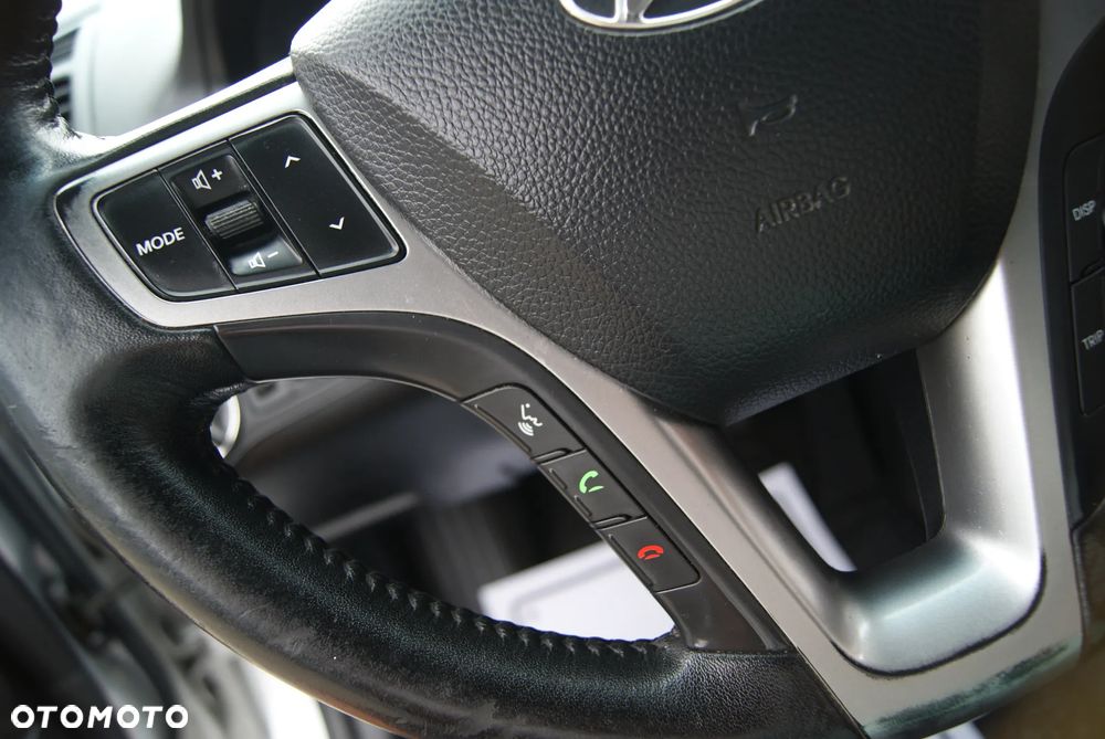 Hyundai i40 Kombi blue 1.7 CRDi Premium - 24