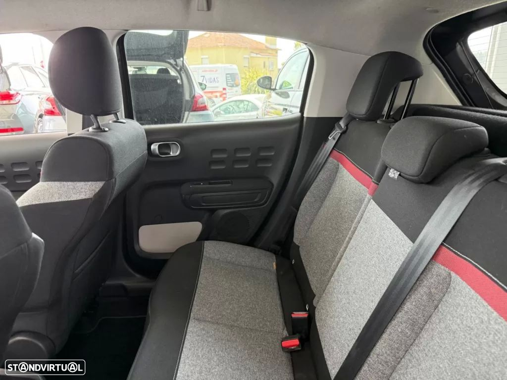 Citroën C3 1.2 PureTech Shine - 22