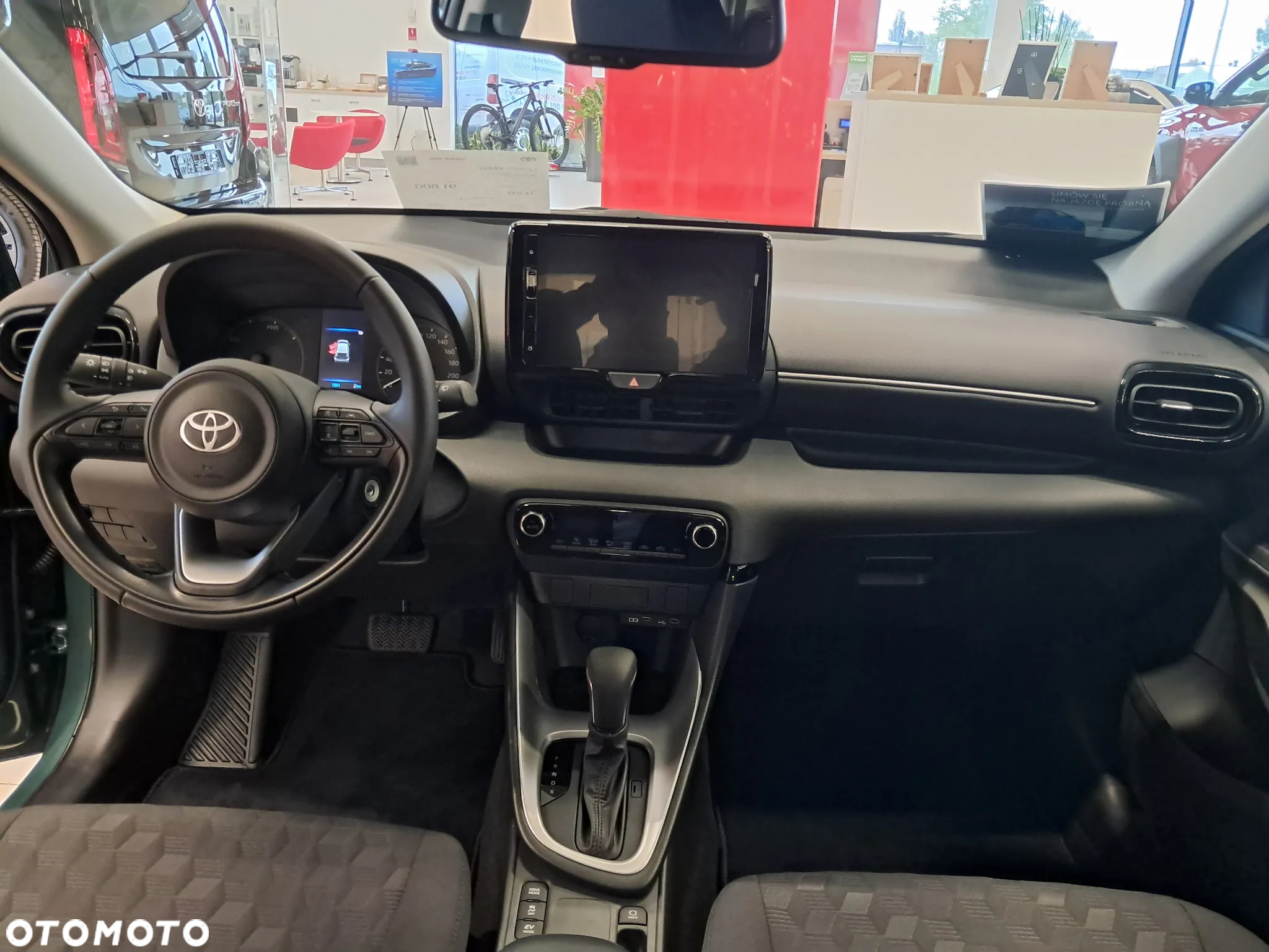 Toyota Yaris Hybrid 1.5 Comfort - 5