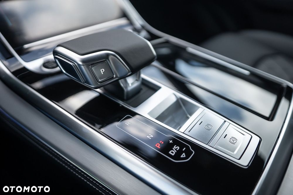 Audi Q8 - 25