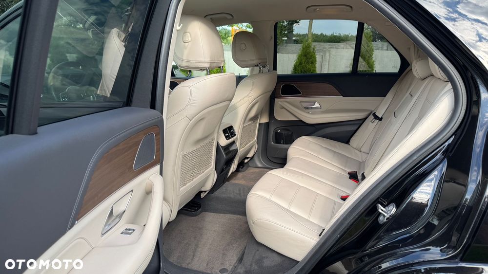 Mercedes-Benz GLE - 15