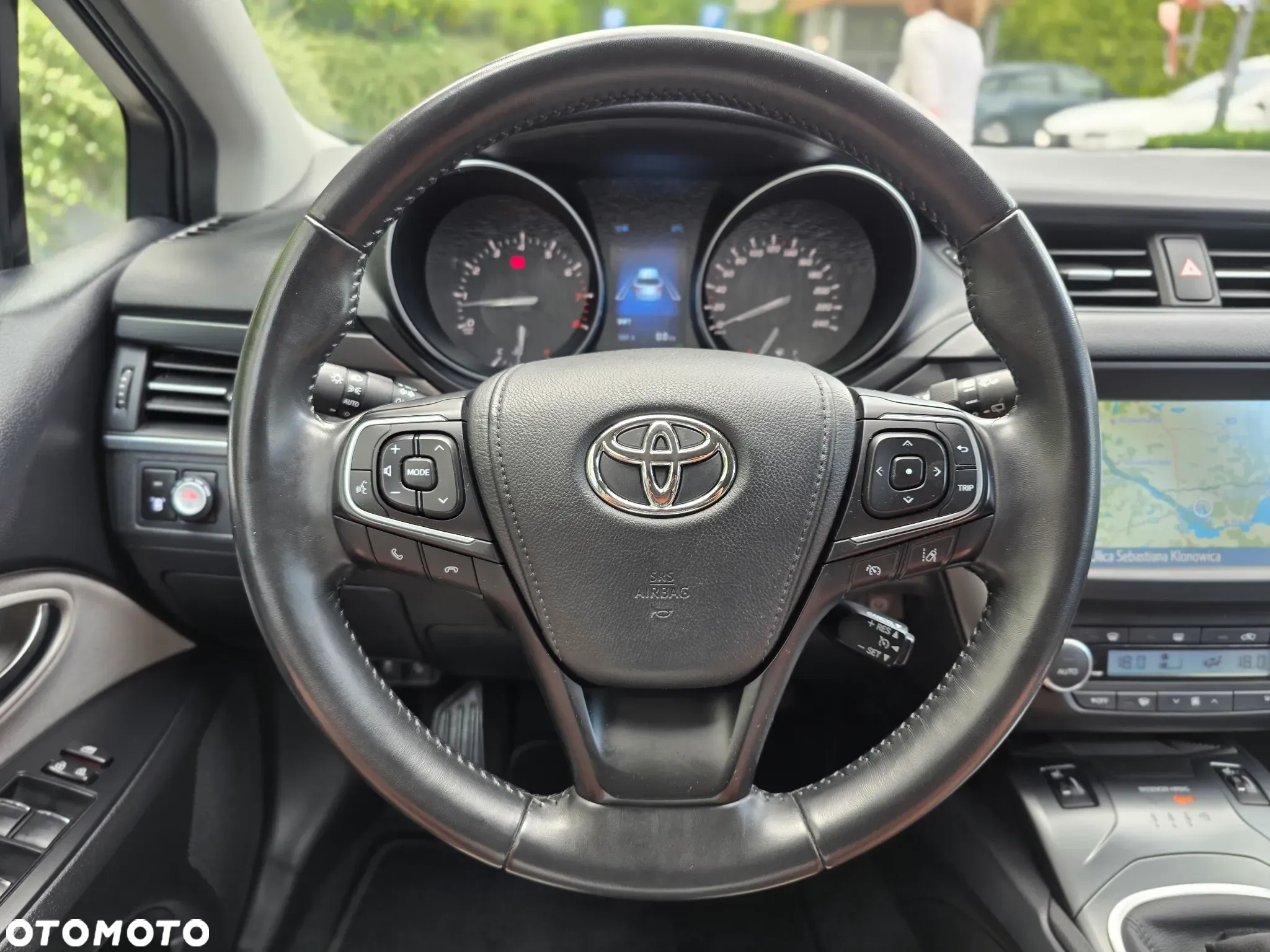 Toyota Avensis Touring Sports 1.8 Team Deutschland - 30