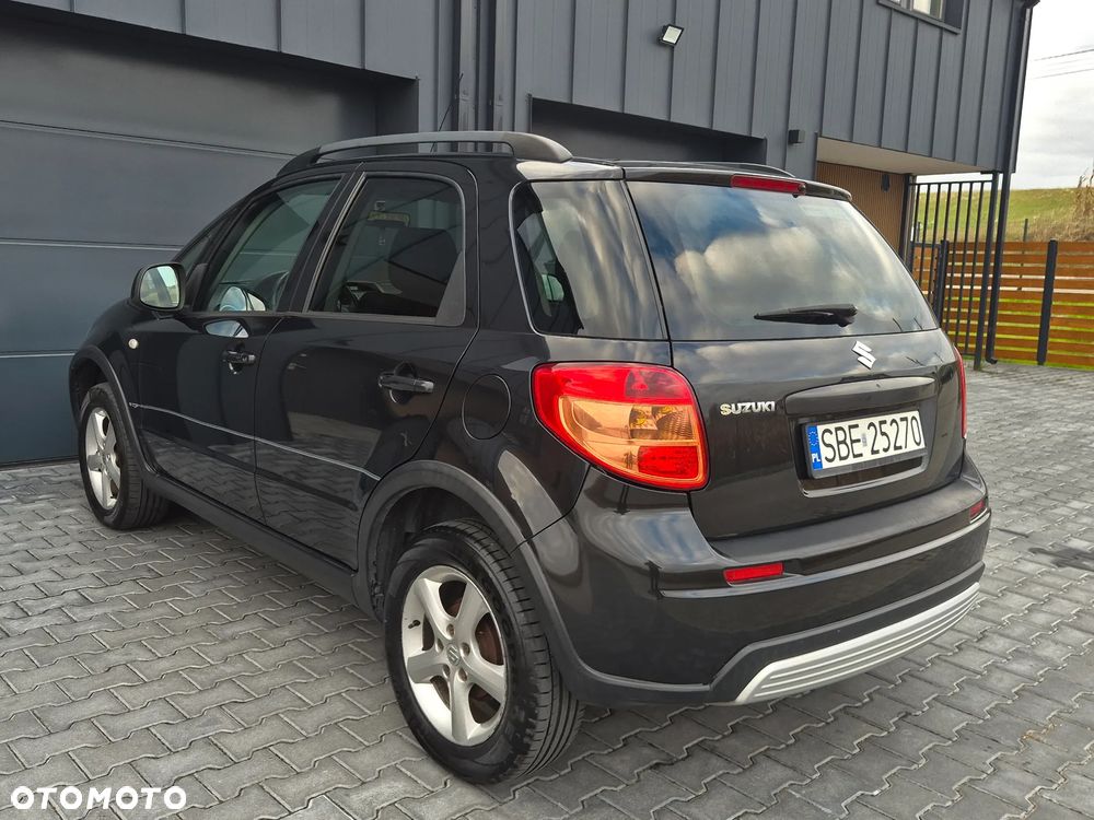 Suzuki SX4 1.6 GS / Premium 4WD - 24