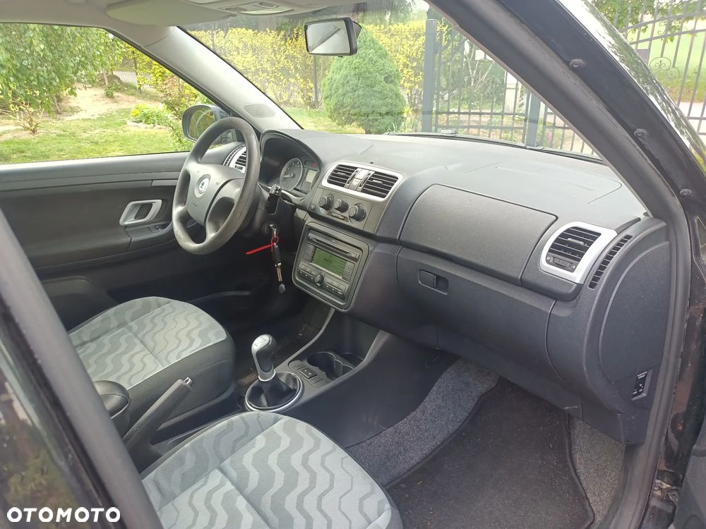 Skoda Fabia 1.4 16V Ambiente - 9
