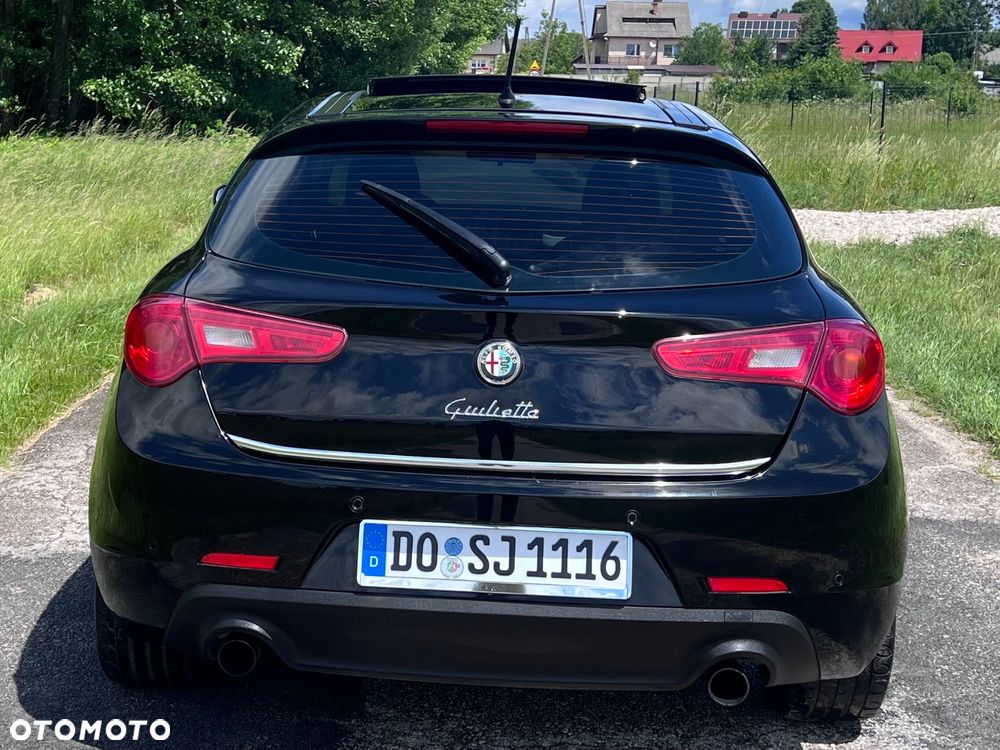 Alfa Romeo Giulietta 2.0 JTDM 16V Turismo - 8