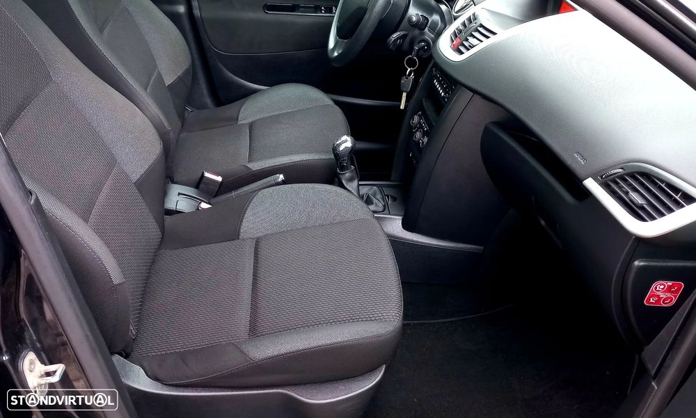 Peugeot 207 SW 1.4 SE 200 Anos - 15