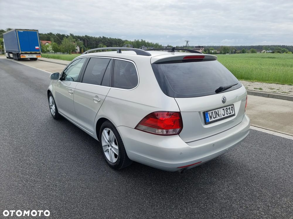 Volkswagen Golf - 3