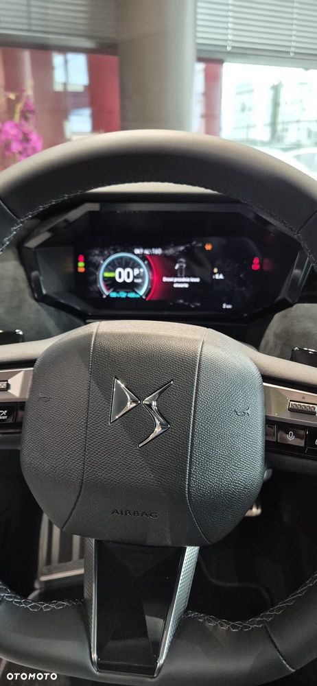 DS Automobiles N°4 E-Tense 58.3kWh Étoile Alcantara - 18