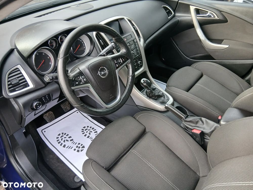 Opel Astra 1.7 CDTI Cosmo - 7