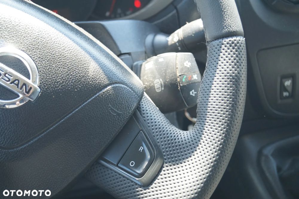 Nissan NV400 - 14