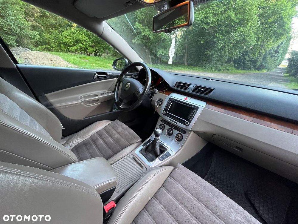 Volkswagen Passat 2.0 TDI DPF Comfortline - 9