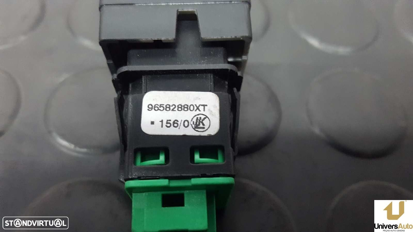 CONTROLE DE BLOQUEIO DE PORTA CITROEN BERLINGO STATION WAGON XTR PLUS - 6