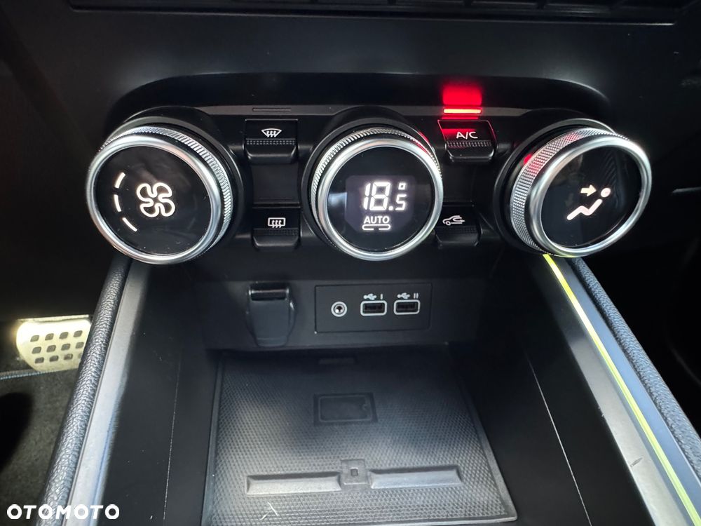Renault Clio E-TECH 140 R.S LINE - 28