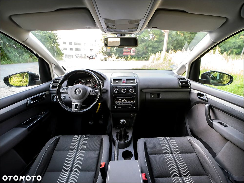 Volkswagen Touran - 7