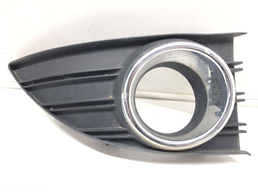 KRATKA ZDERZAKA PRZÓD PRAWA CHROM - 69.00 PLN - RENAULT FLUENCE (L3_) 2010 - 2022 1.6 16V (L301, - 1