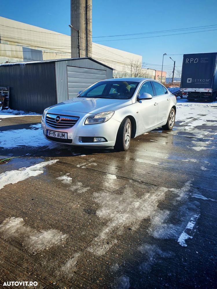 Opel Insignia - 1