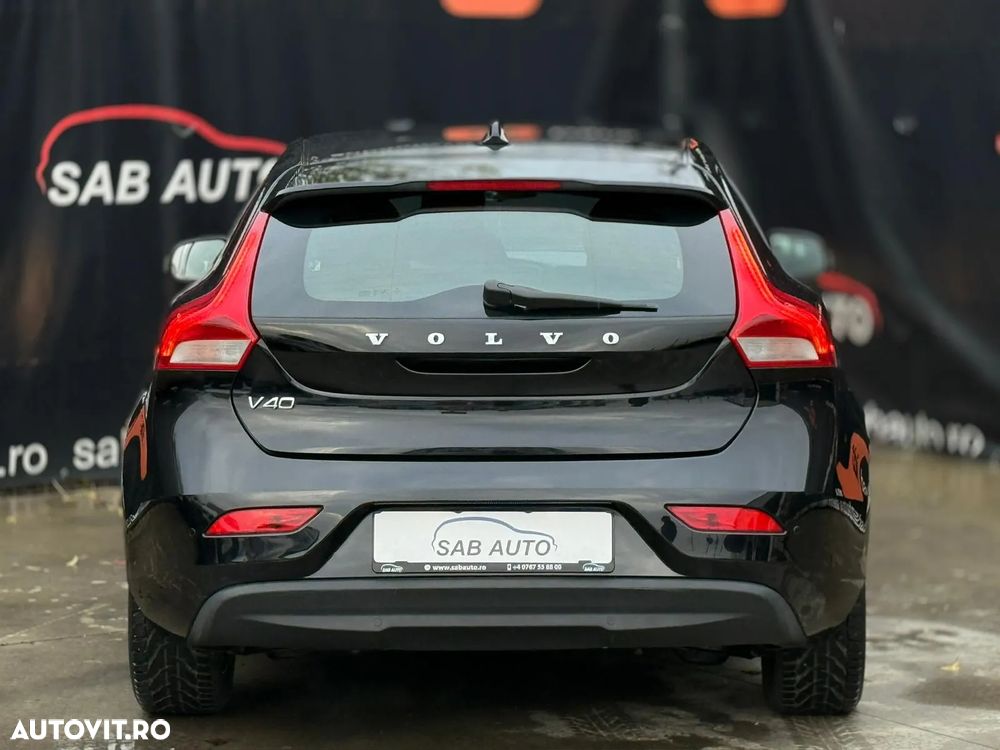 Volvo V40 D2 Powershift Momentum - 5