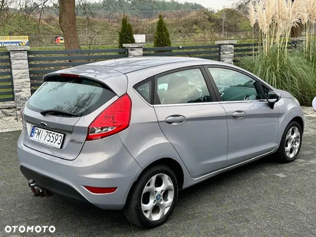 Ford Fiesta 1.6 TDCI Individual - 4