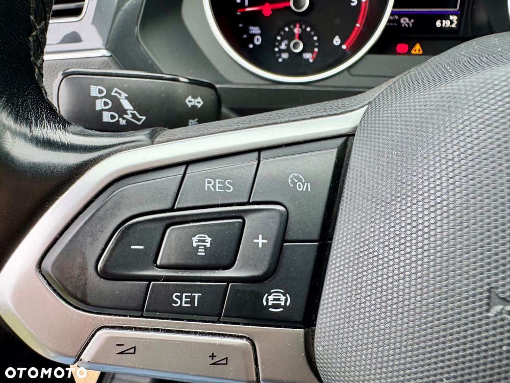 Volkswagen Tiguan 2.0 TDI SCR Life - 35