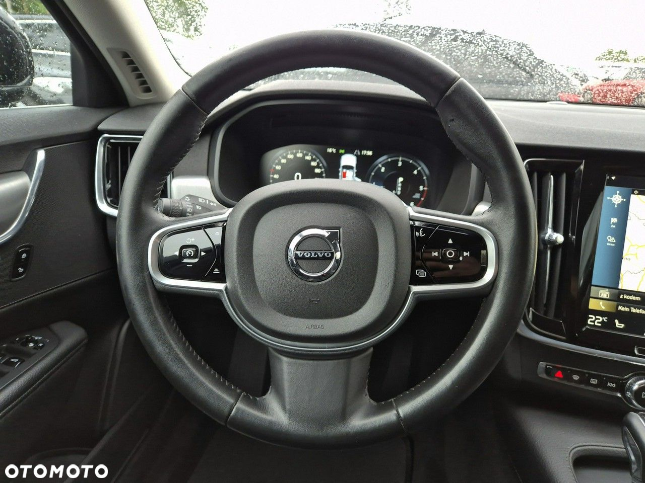 Volvo V90 D4 AWD Geartronic Momentum Pro - 27