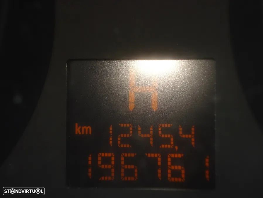 Opel Corsa 1.2 Enjoy Easytronic 125g - 23