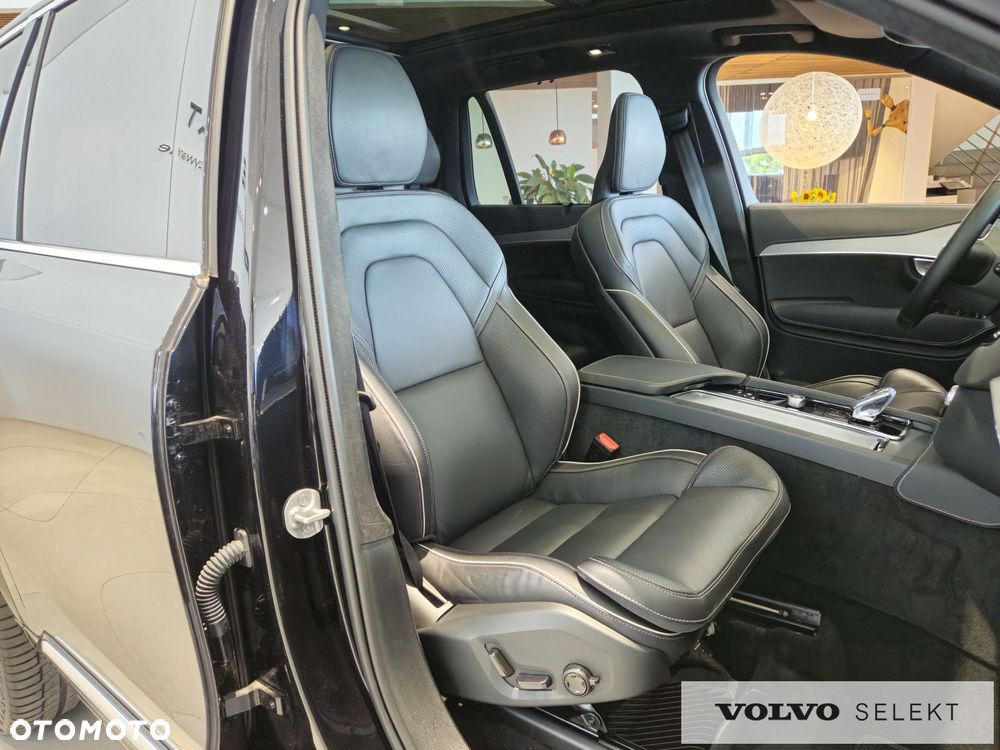 Volvo XC 90 - 31